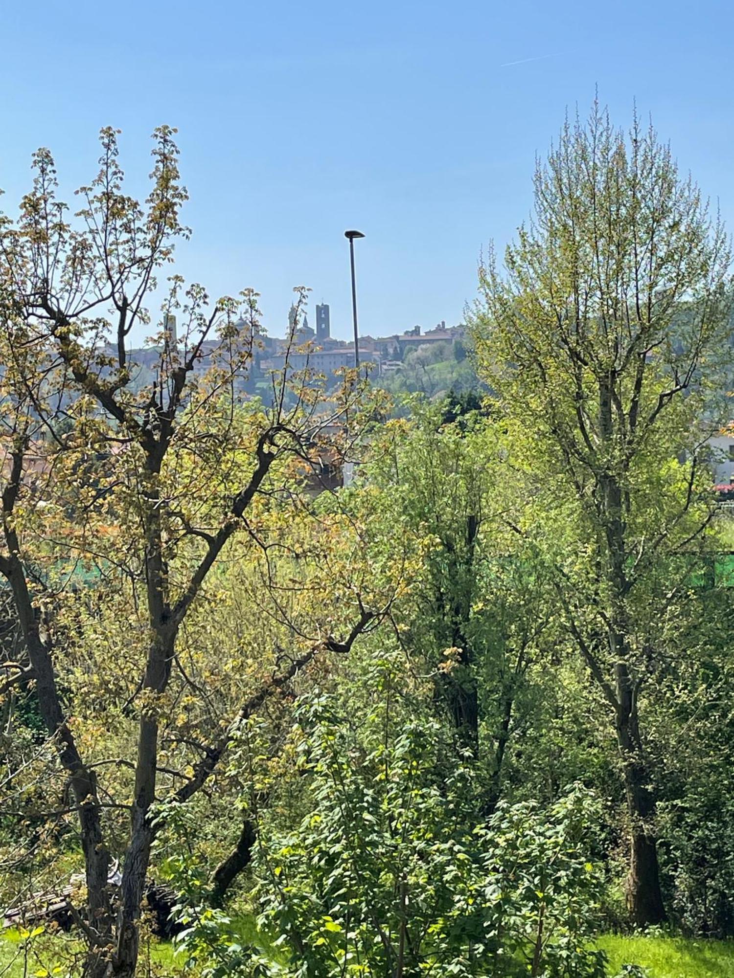 Appartamento Casa Laura Bergamo Esterno foto